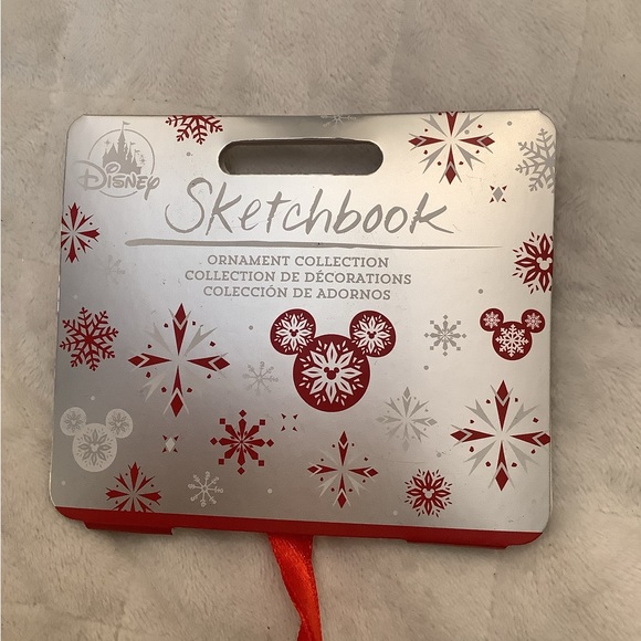 Disney Parks Americana Mickey & Minnie with Castle Christmas Ornament - Picture 5 of 9